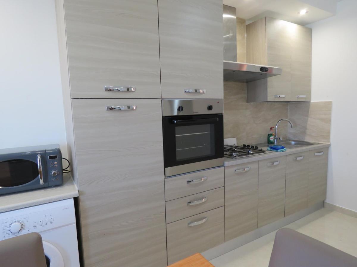 Aquamarine Sea Front Apartments - Second Floor Marsaskala Ngoại thất bức ảnh
